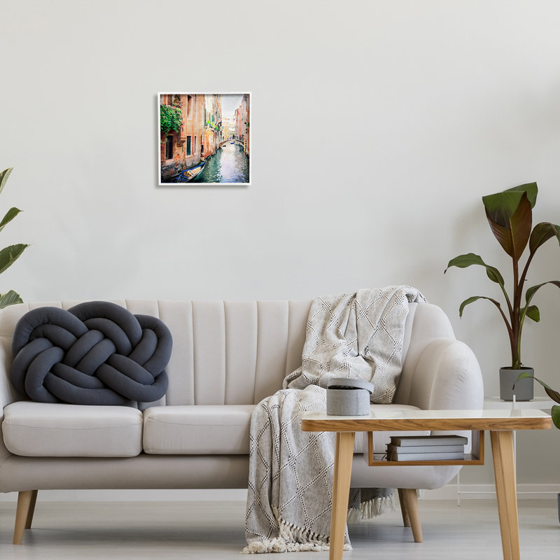 «Gondola In Canal On Wood» par LSR Design Studio, impression, Giclée encadrée blanc bord de mer, H 12 po x l 12 po x P 1,5 po