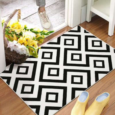 Kaoruko Washable Geometric Rug