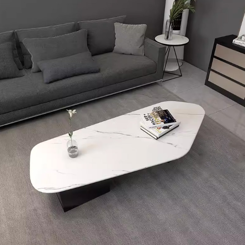 Table basse irrégulière, H 13,78 po x L 55,12 po x P 23,62 po, Blanc