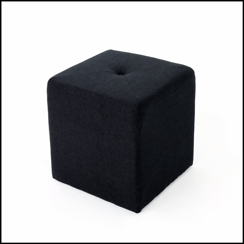 Repose-pieds carré polyvalent avec rangement caché, parfait pour les sièges supplémentaires et l'organisation de l'espace dans n'importe quelle pièce.