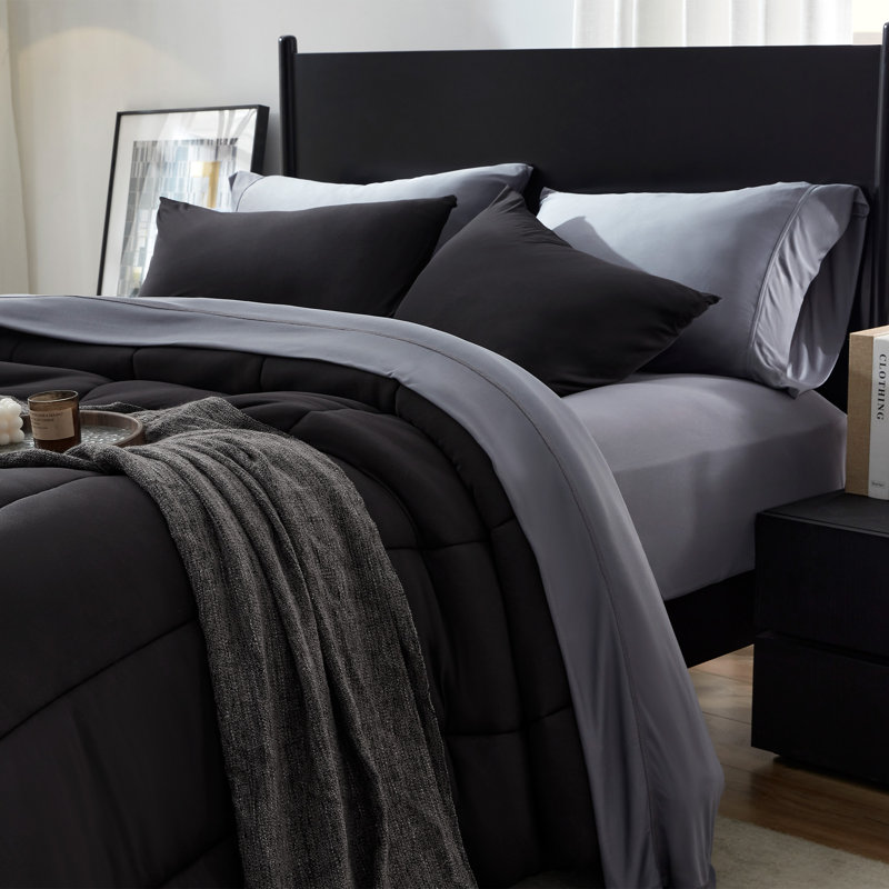 Black Microfiber Queen Comforter Set with Shams