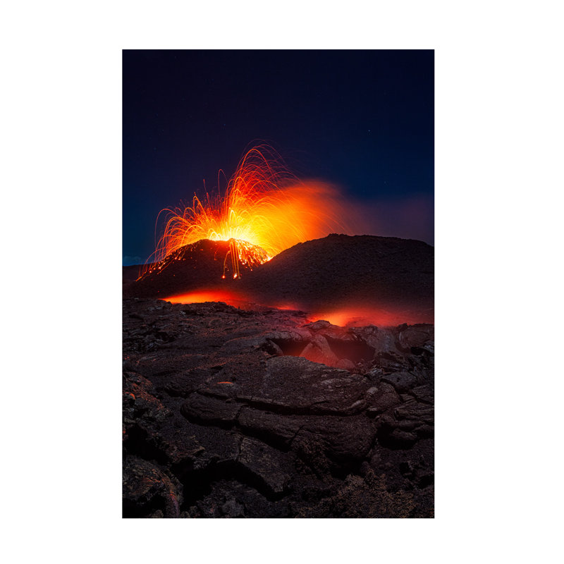 Barathieu Gabriel Another World Canvas Art, H 19 po x l 12 po