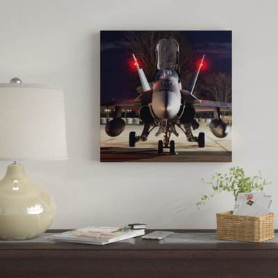 « a air canadien air force cf-188 hornet, qui prépare une soirée de l’envol de la roumanie ii », reproduction de photo sur toile