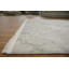Élégant tapis gris et blanc au design symétrique 5 po x 8 po