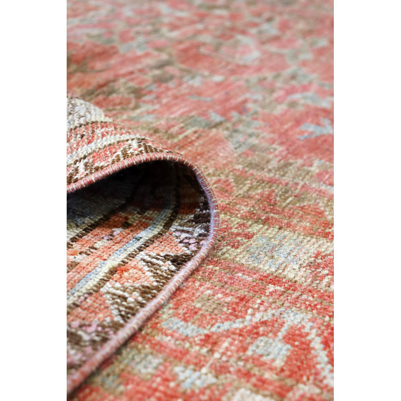 Tapis unique rouge / saumon / bleu 6 pi 6 po x 15 pi Beshir