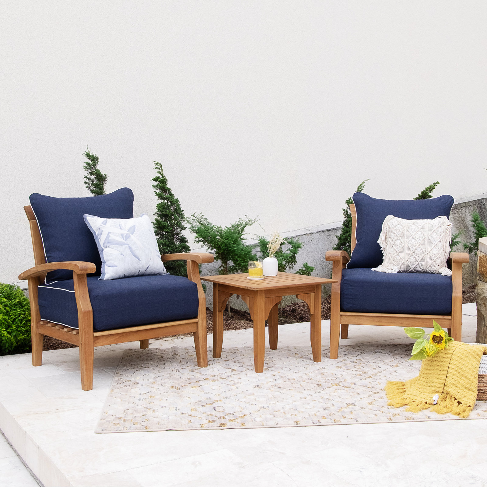 Summerton Teak Patio Lounge Chair, Natural Frame/Navy White Piping Cushion