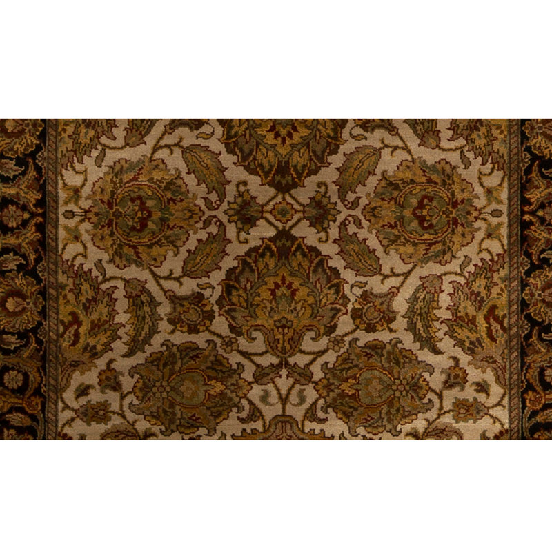 Tapis ivoire / noir / brun / vert de haute qualité noué à la main