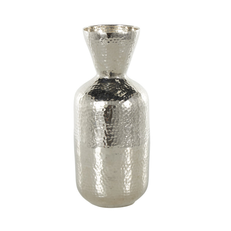 Vase en métal martelé Lynnix, H 14,3 po x l 6 po x P 6,1 po