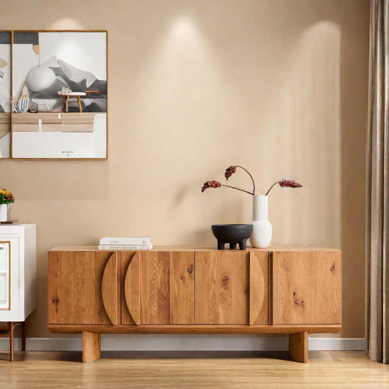 Petite armoire d'appoint en bois massif