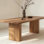 Table de salle à manger chaleureuse en bois massif