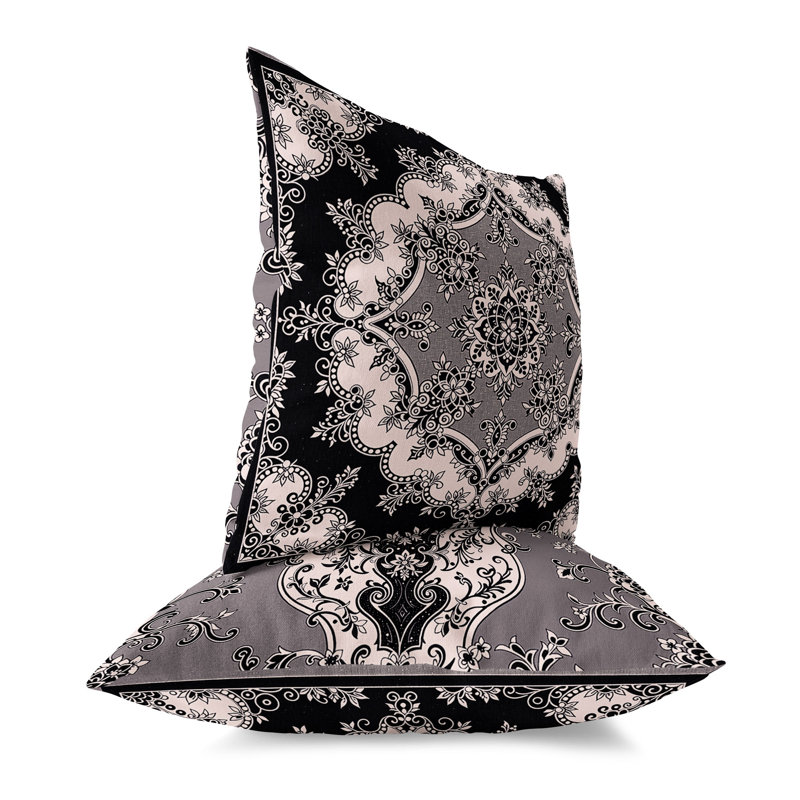 Coussin décoratif floral intérieur / extérieur Floral Arabesque, H 20 po x l 20 po, Noir / mauve