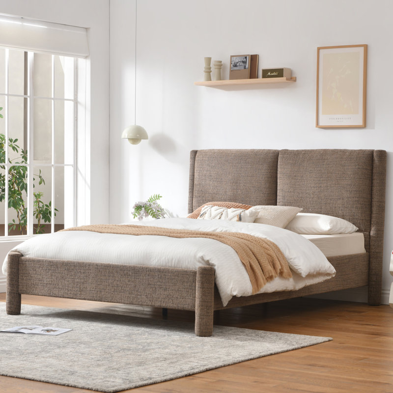 Lit plateforme tapissier avec tête de lit capitonnée, cadre de lit minimaliste moderne pour la chambre à coucher, lit tapissier en tissu doux