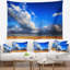 Tapisserie en ciel au-dessus d’un prairie avec accessoires suspendus inclus-28490326