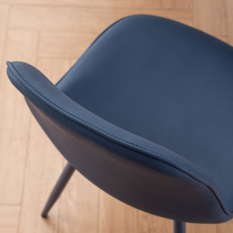 Chaise rembourrée en similicuir Kavi , Similicuir bleu marine / bleu marine
