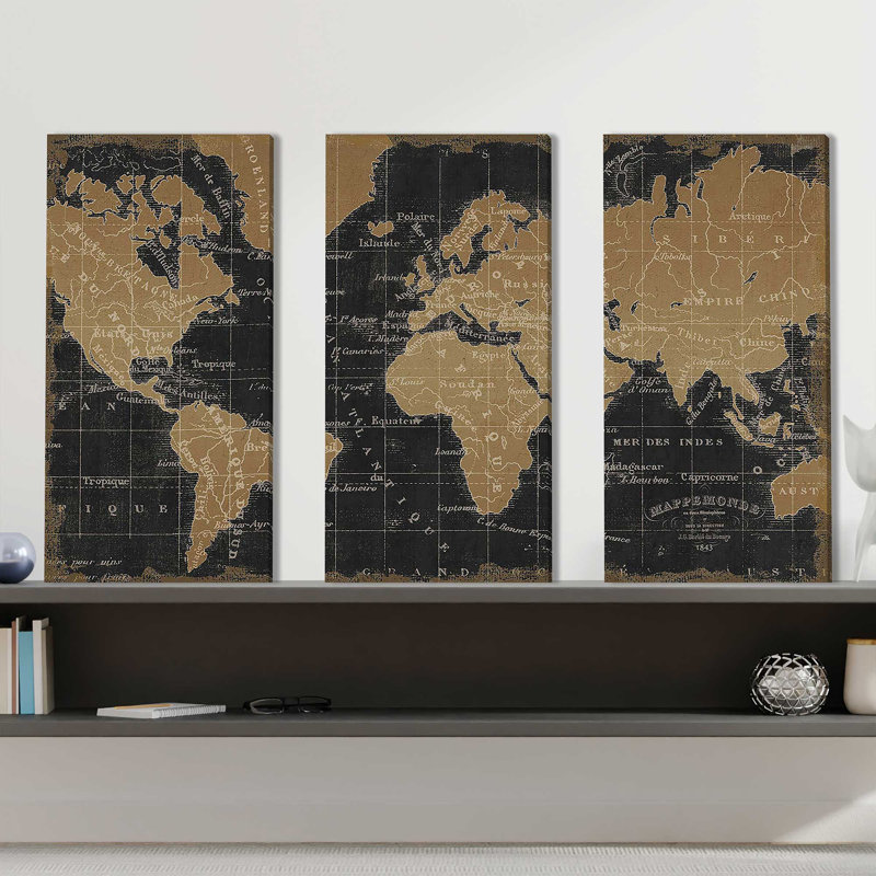 "Mappemonde Borderless Black Gold" par Pela Studio, reproduction sur toile 3 pièces, H 32 po x l 48 po x P 1 po