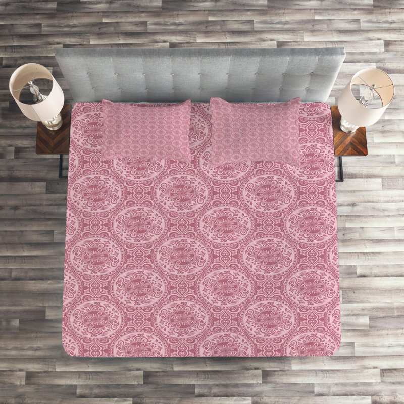 Polyester Damask Coverlet, King Bedspread + 2 Shams