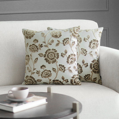 Galaxia Floral Velvet Pillow Cover