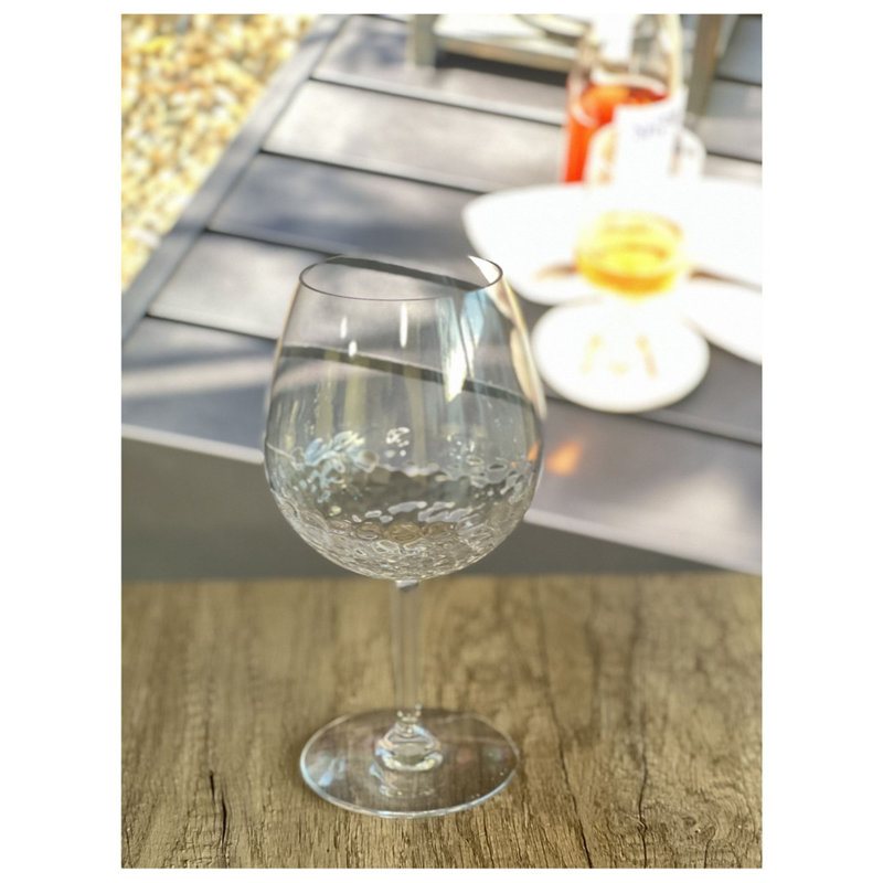 Verres à vin en plastique