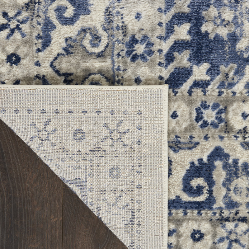 Shai Oriental Indoor Rug, Runner 2'2" x 7'6"