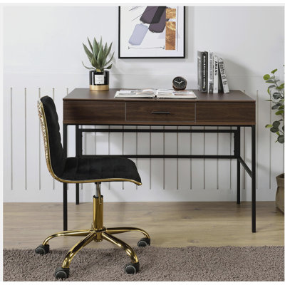 Bureau d'écriture Verster avec finition chêne et noir avec USB