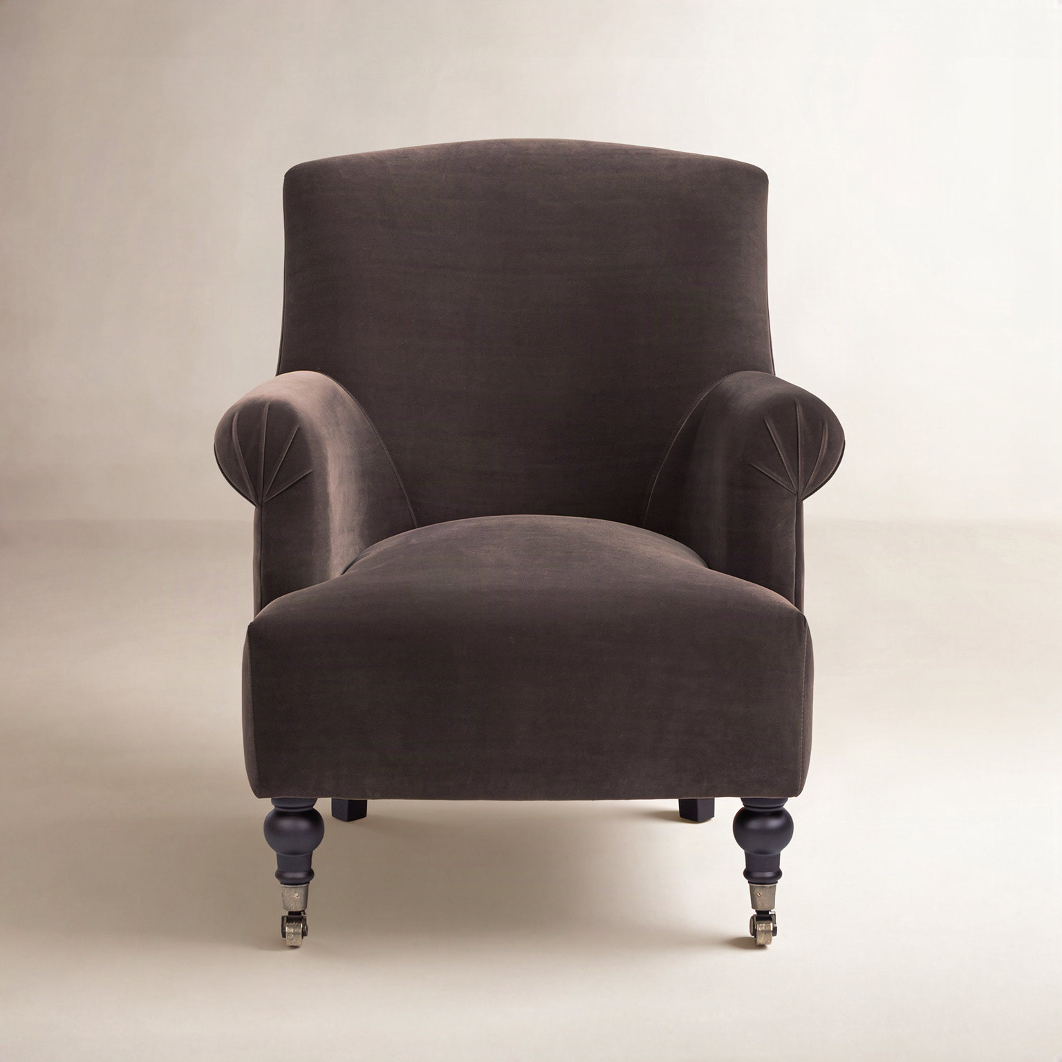 Naine Velvet Armchair, Brown