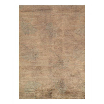 Wilmo Area Rug in Gray