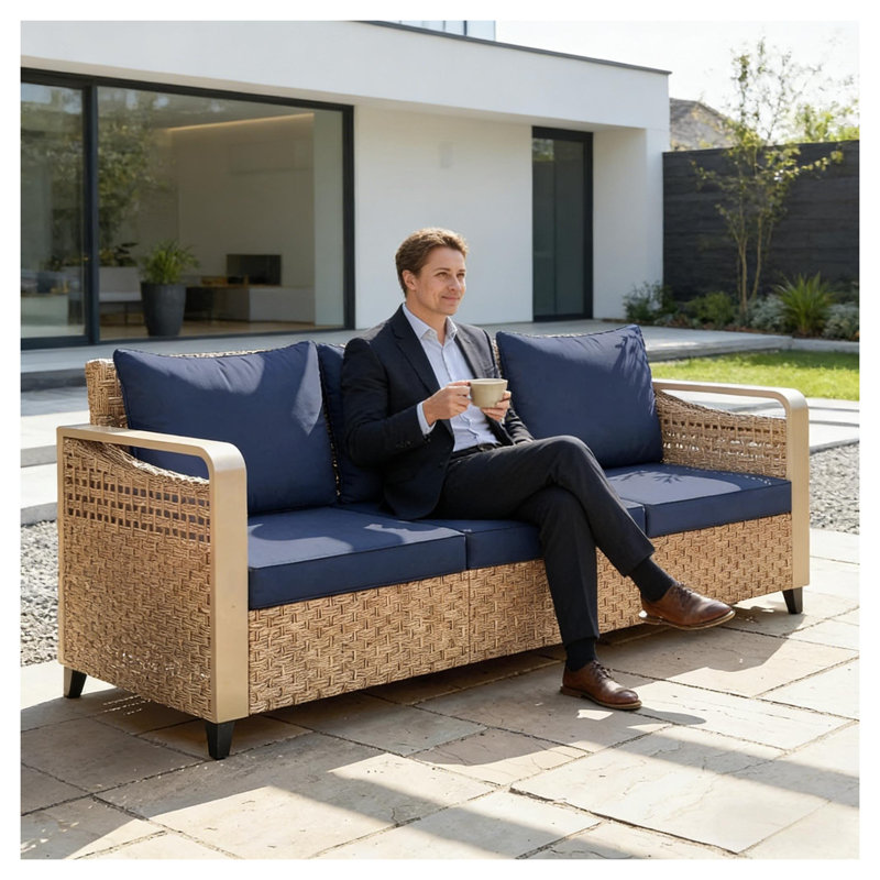 Canapé d'extérieur robuste avec osier en polyéthylène résistant aux intempéries et structure en métal, capacité de 792 lb, canapé en rotin brun avec coussins en mélange de coton bleu foncé pour terrasse de jardin (3 places, 76,4 pouces)