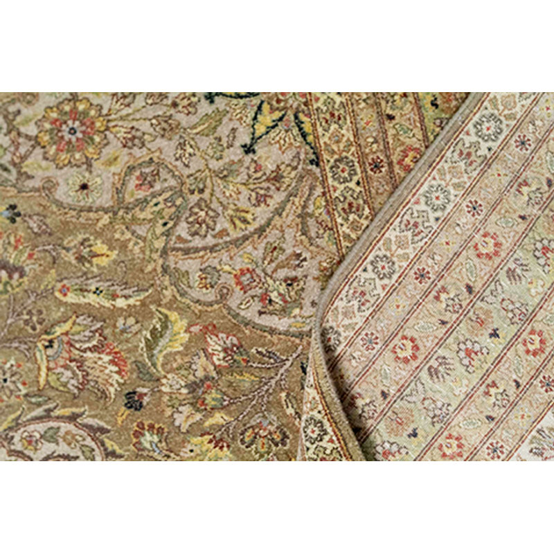 Tapis brun clair et ivoire noué à la main de haute qualité