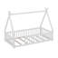 Lit simple en bois en forme de tente avec garde-corps-118309726