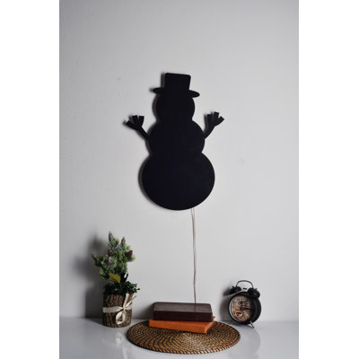 Élégant éclairage décoratif à DEL avec base en panneau de fibres à densité moyenne noir, 9,8 x 13,8 pouces | 60 DEL / m, adaptateur 12 V CC 1 A, cordon de 375 cm | 350 lumens, 3400K lumière chaude, IP20, système de suspension mural intégré, design jaune élégant pour la décoration intérieure