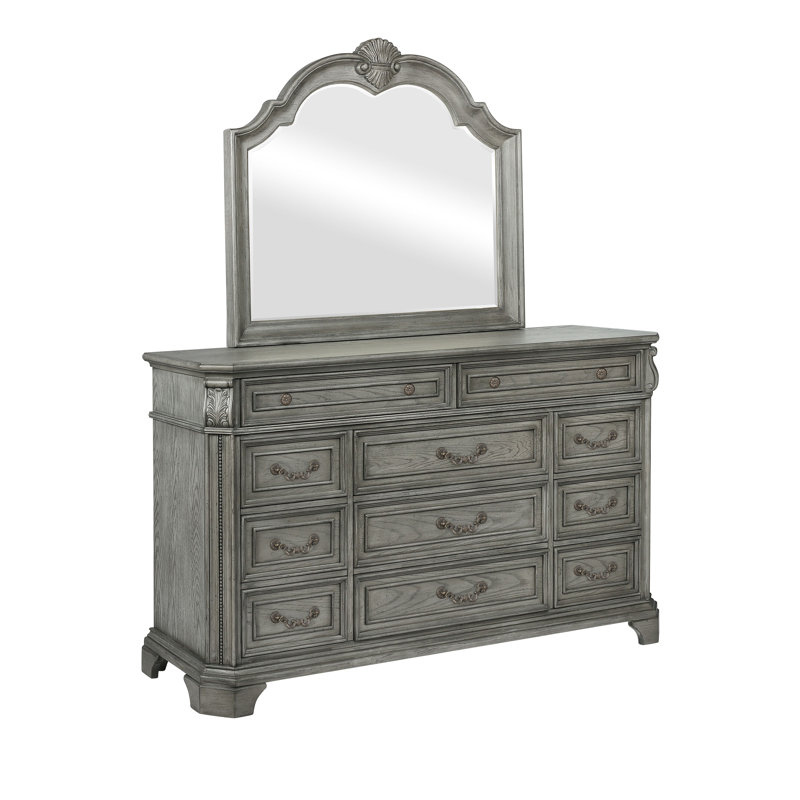 Belknap 5 - Drawer Dresser