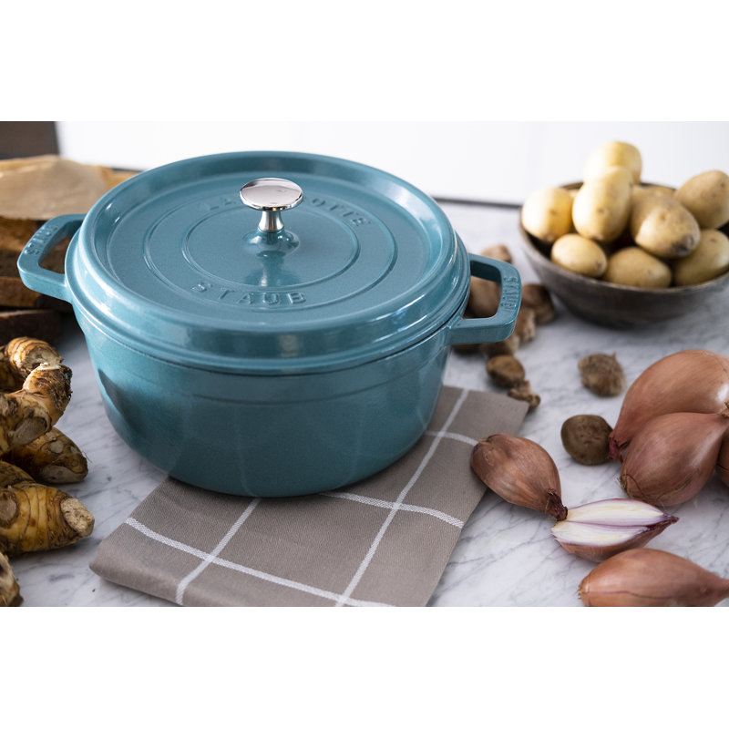 La Cocotte Cast Iron Round Cocotte, Turquoise, 5.5 quarts