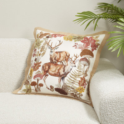 Coussin en duvet de cerf brodé