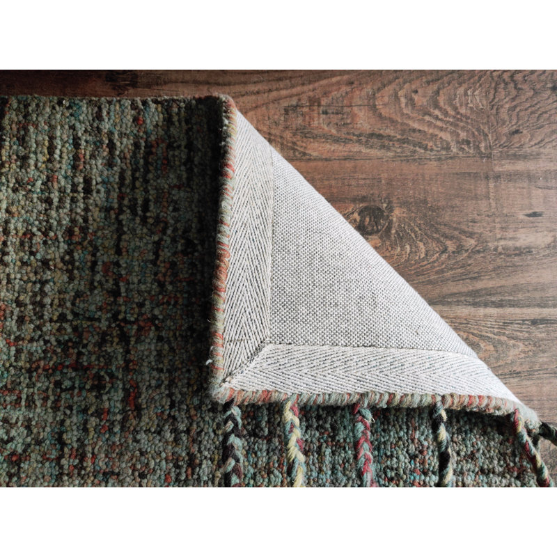 Tapis vert en laine touffeté à la main Erric, Rectangle 3 pi 6 po x 5 pi 6 po