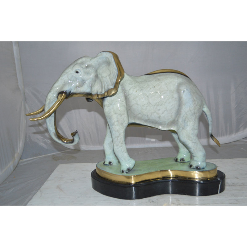 Statue en duvet d'éléphant en bronze - Taille: L 28 po x l 12 po x H 17 po.