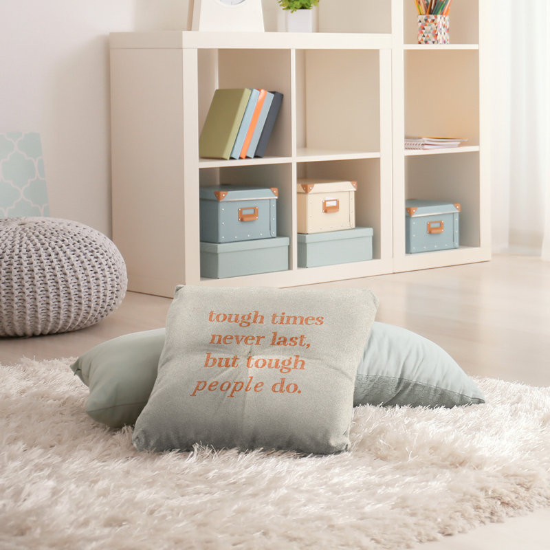 Coussin intérieur/extérieur robuste times, Blanc / orange, H 26 po x l 26 po