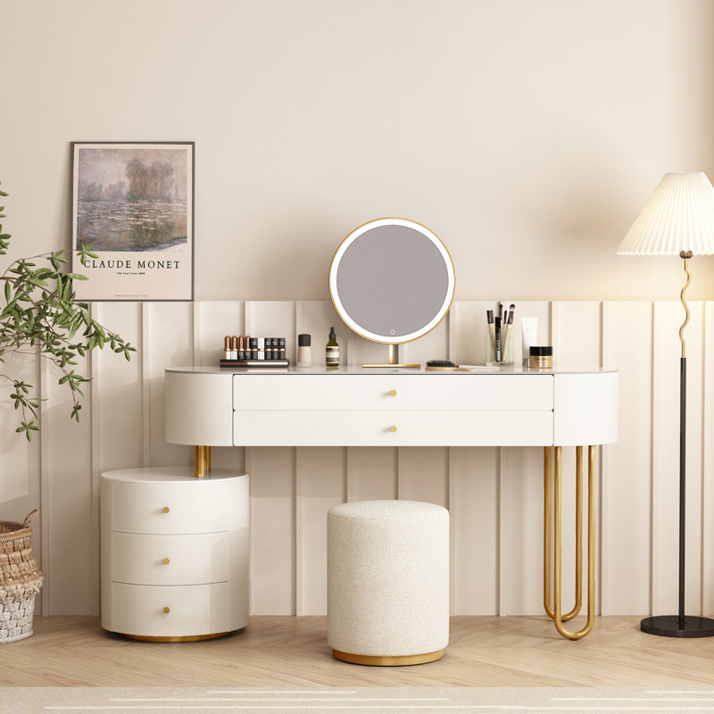 Vanities, Cream/Gold
