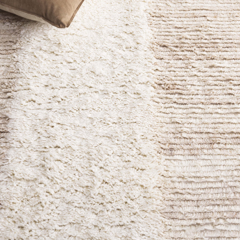 Tapis en laine, Rectangle 4pi x 6 pi