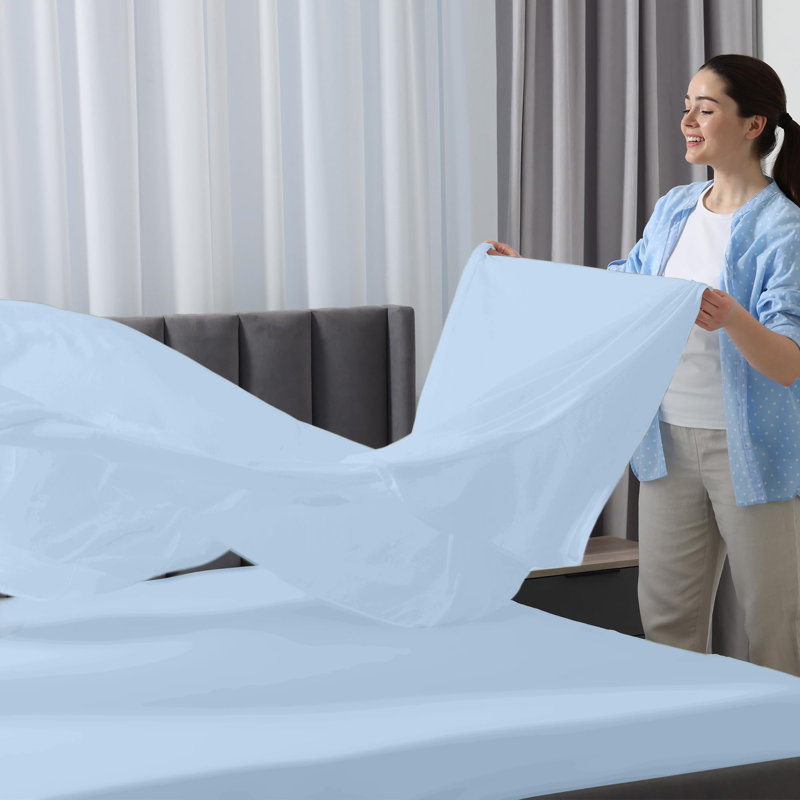 Royale Linens | Draps plats en microfibre brossée ultra doux seulement | Infroissable et résistant aux taches | Drap de qualité supérieure pour lit Hotel