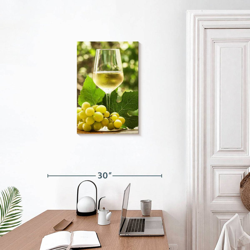 Yarlin Chilled White Wine, 24" H x 16" W
