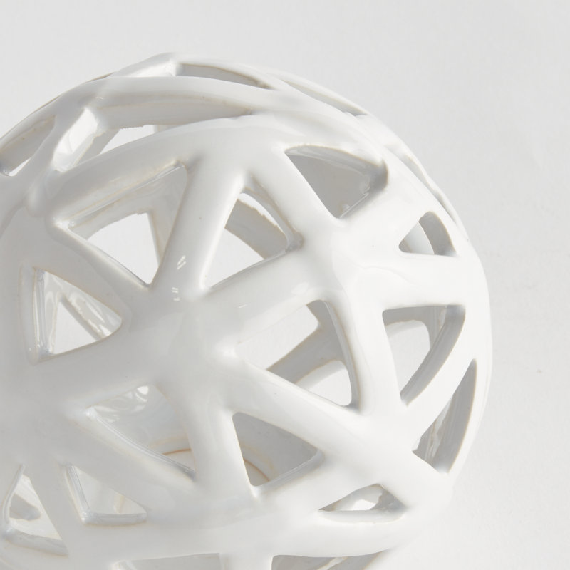 ALICIA METAL ORB, 7.09" H x 7.67" W x 7.67" D, White