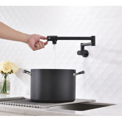Robinet remplisseur avec accessoires