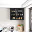 Armoire murale noire avec trois rangements, pouvant accueillir un salon, une décoration de vestibule en fer et une tablette amovible en verre trempé - rangement polyvalent-103410442
