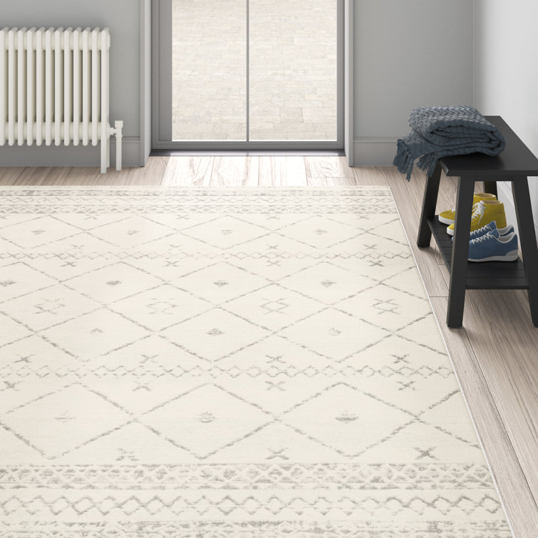 Herrod Machine Woven White/Medium Gray Area Rug