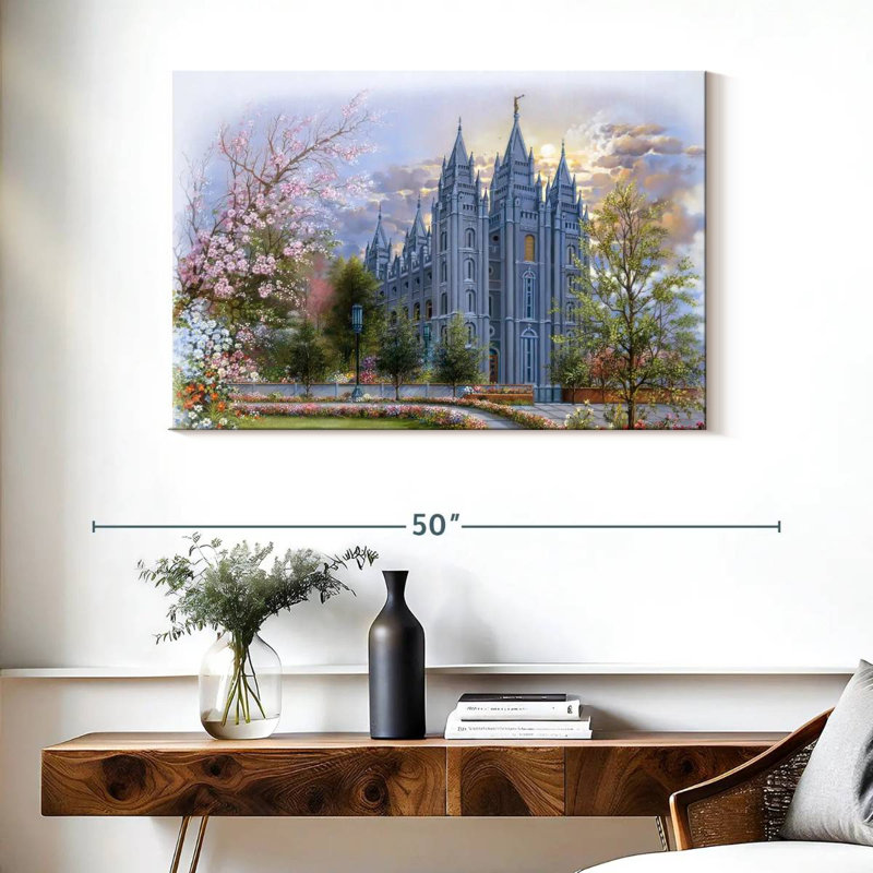 Nicci Temple Garden, 26" H x 39" W