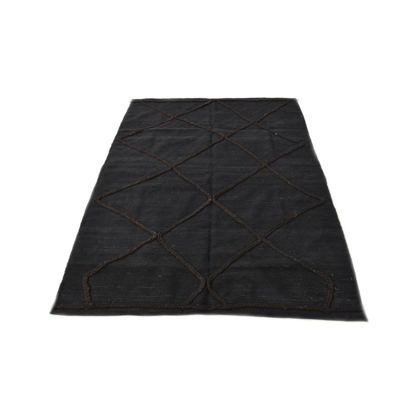 Tapis noir 4 pi 4 po x 5 pi 11 po Prichard