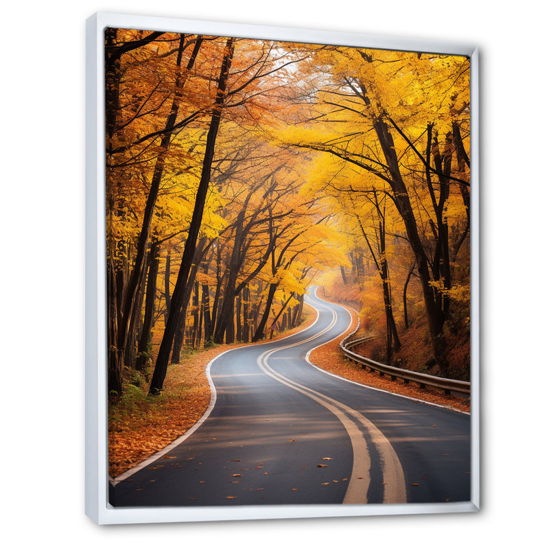 «Golden Road Into The Autumn Forest III» - art mural route, Cadre flottant blanc, H 40 po x l 30 po x P 1,5 po