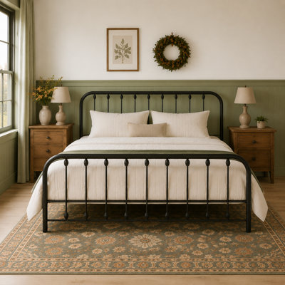 Keyesport Metal Platform Bed