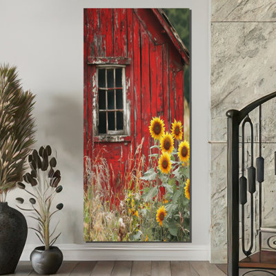 Goree Sunflowers By The Chicken Coop III - Art mural de tournesols pour le salon