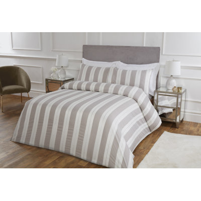 Wall Striped Duvet Cover Set with Pillowcases Included